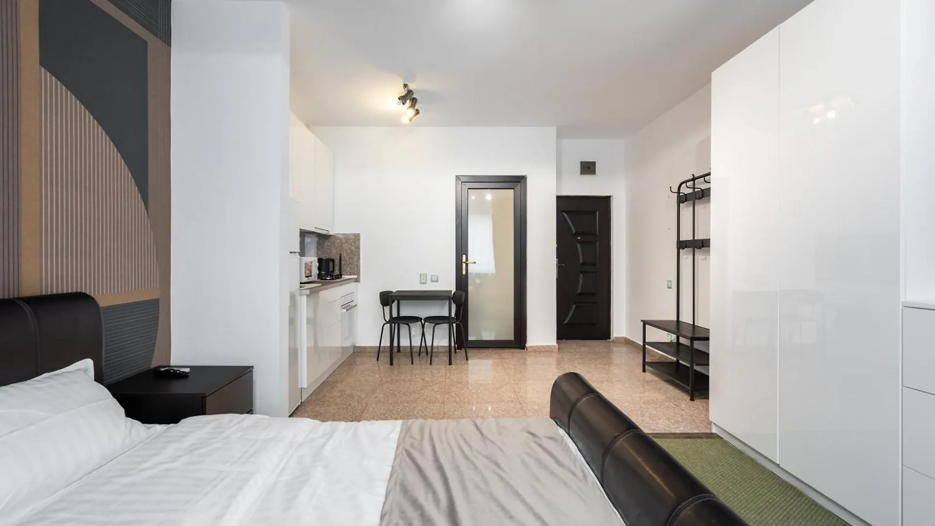 Stylish Concept Studio 13 Bucarest 0*,